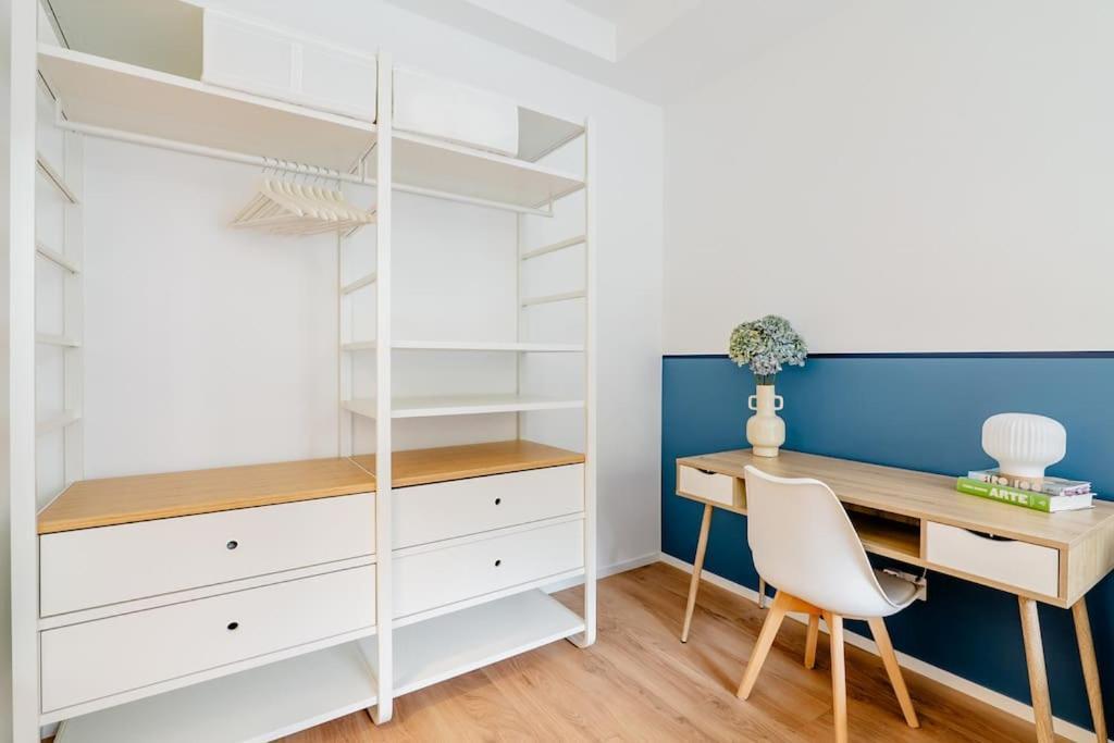 Luxury 1 Bedroom Apartment, Close To San Siro, Fiera And 10 Min Metro To Duomo Милан Экстерьер фото