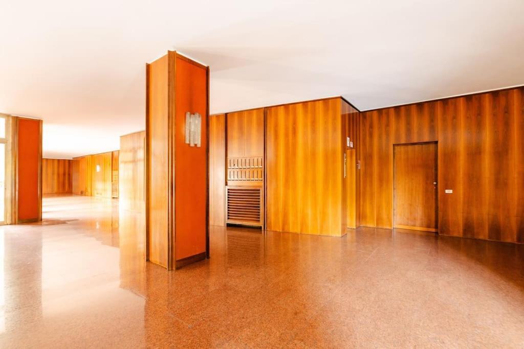 Luxury 1 Bedroom Apartment, Close To San Siro, Fiera And 10 Min Metro To Duomo Милан Экстерьер фото